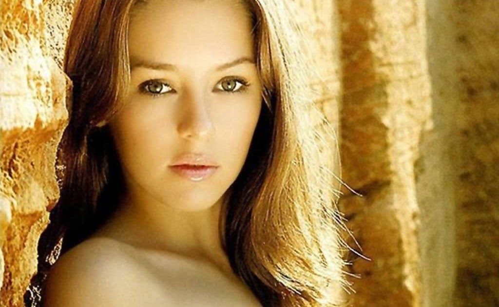 Sexy Jana Cova Wallpares | Bollywood Wallpapers | Hollywood Wallpapers