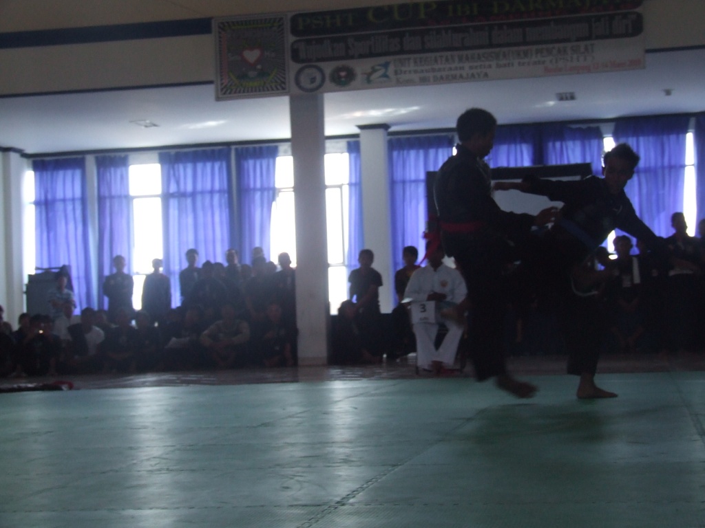 [DSCF2002.JPG]