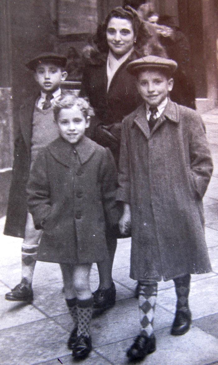 [alda+e+filhos2.JPG]