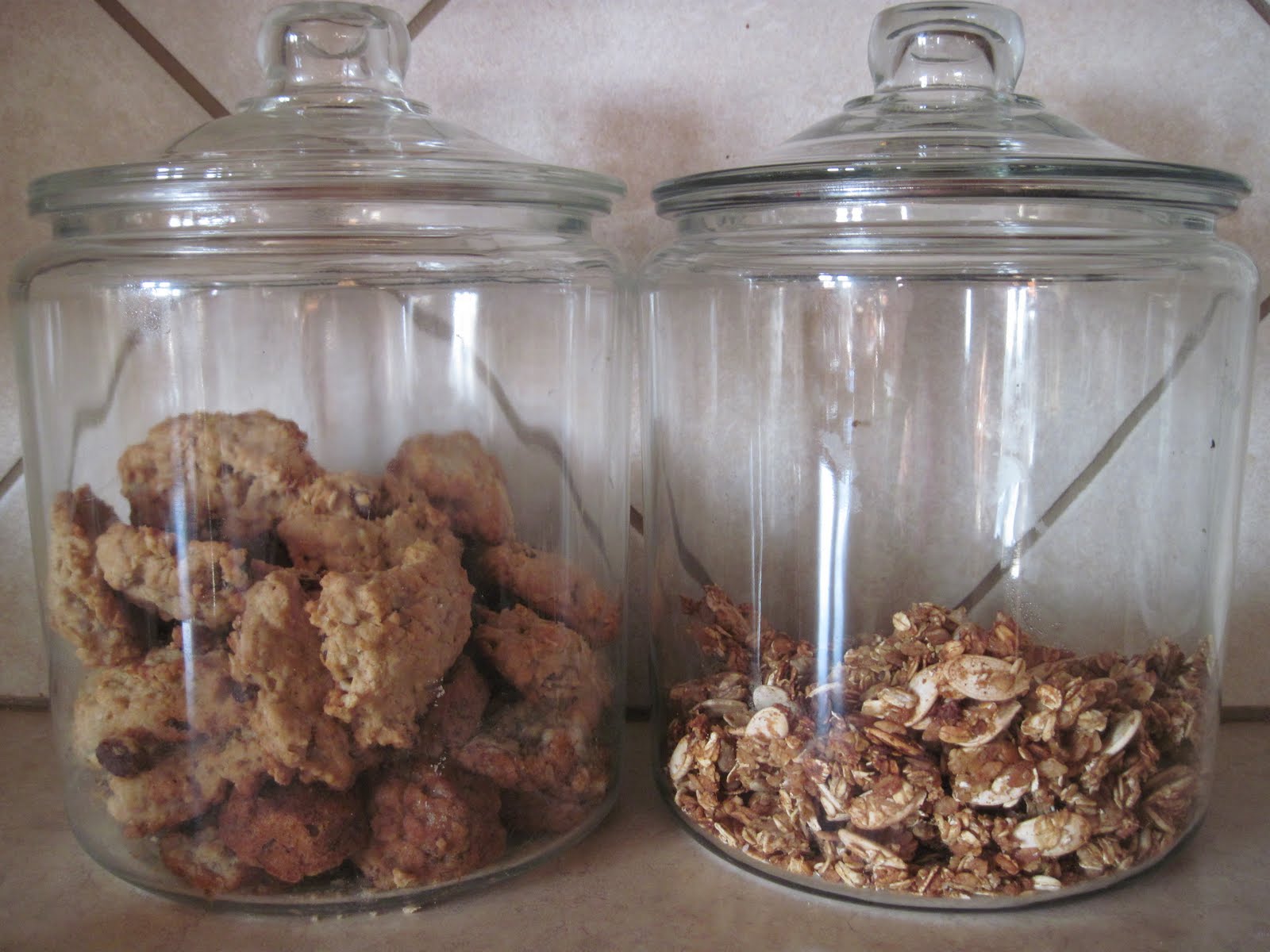 Mum in Bloom Recipe Crispy Crunchy Lumpy Applesauce Granola