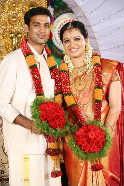 Wedding Portraits on Playback Singer Jyotsna Wedding Reception Photos   Stills4us