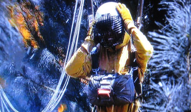 [EntourageSmokejumper1.JPG]