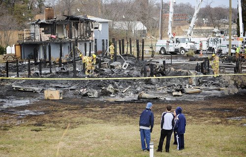 [Annapolis_Fire.jpg]