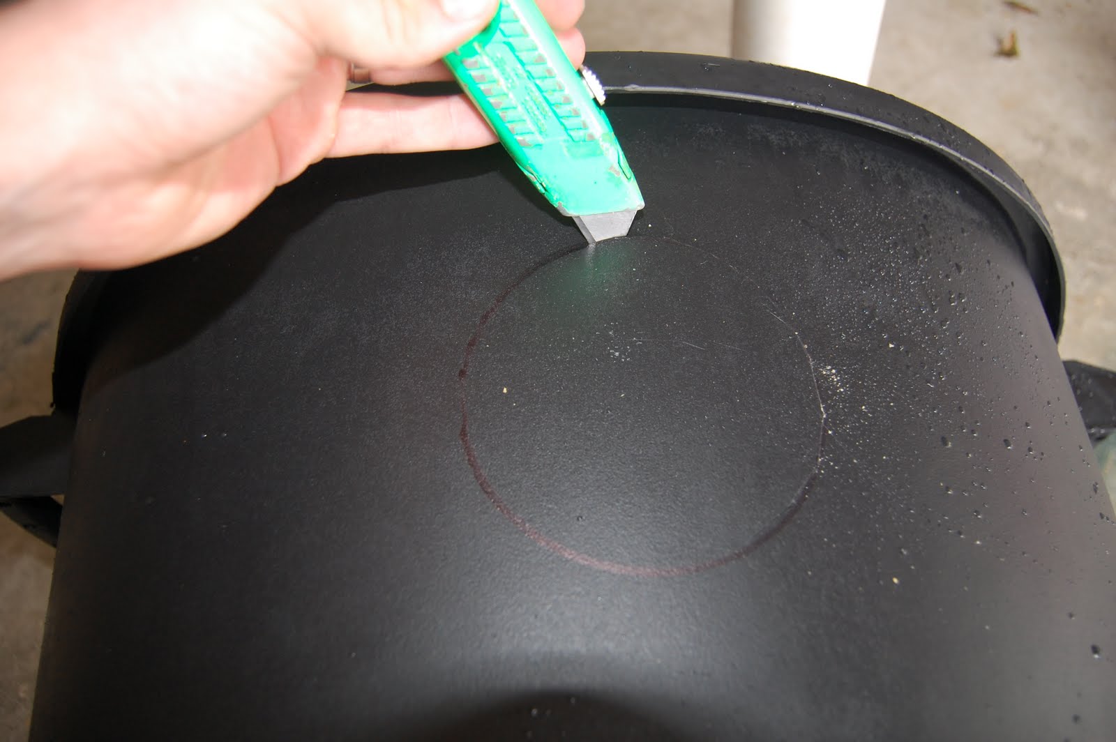 HOW TO MAKE A CHEAP HOMEMADE KOI POND SKIMMER