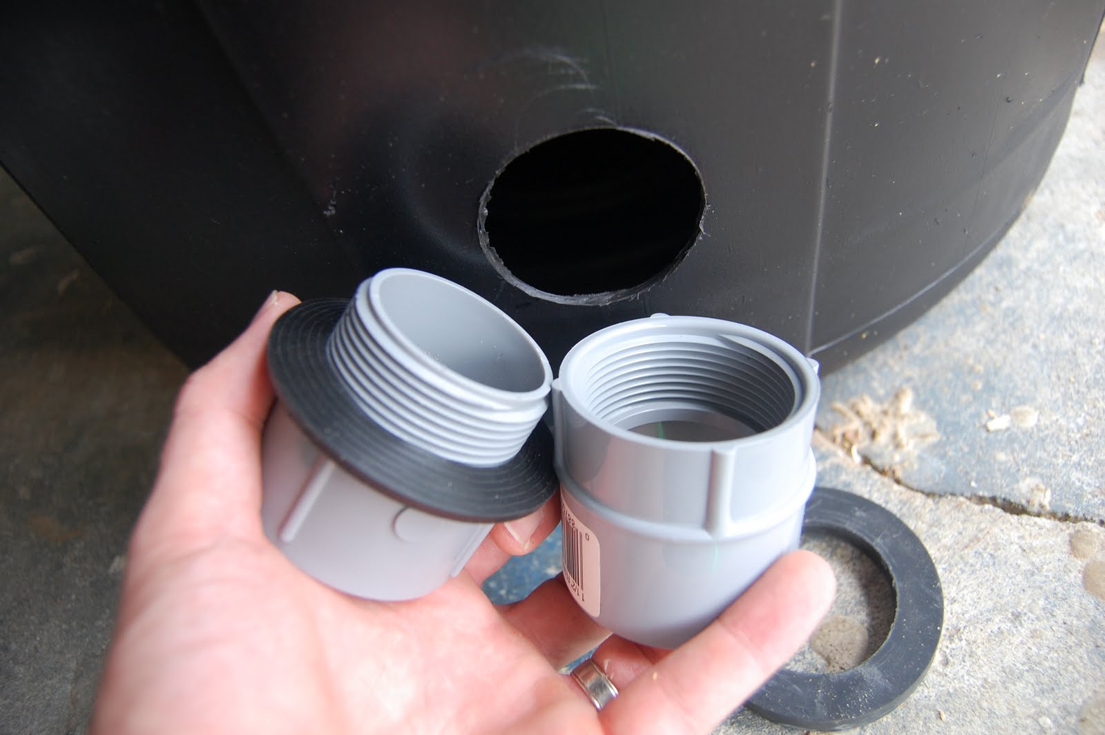 HOW TO MAKE A CHEAP HOMEMADE KOI POND SKIMMER