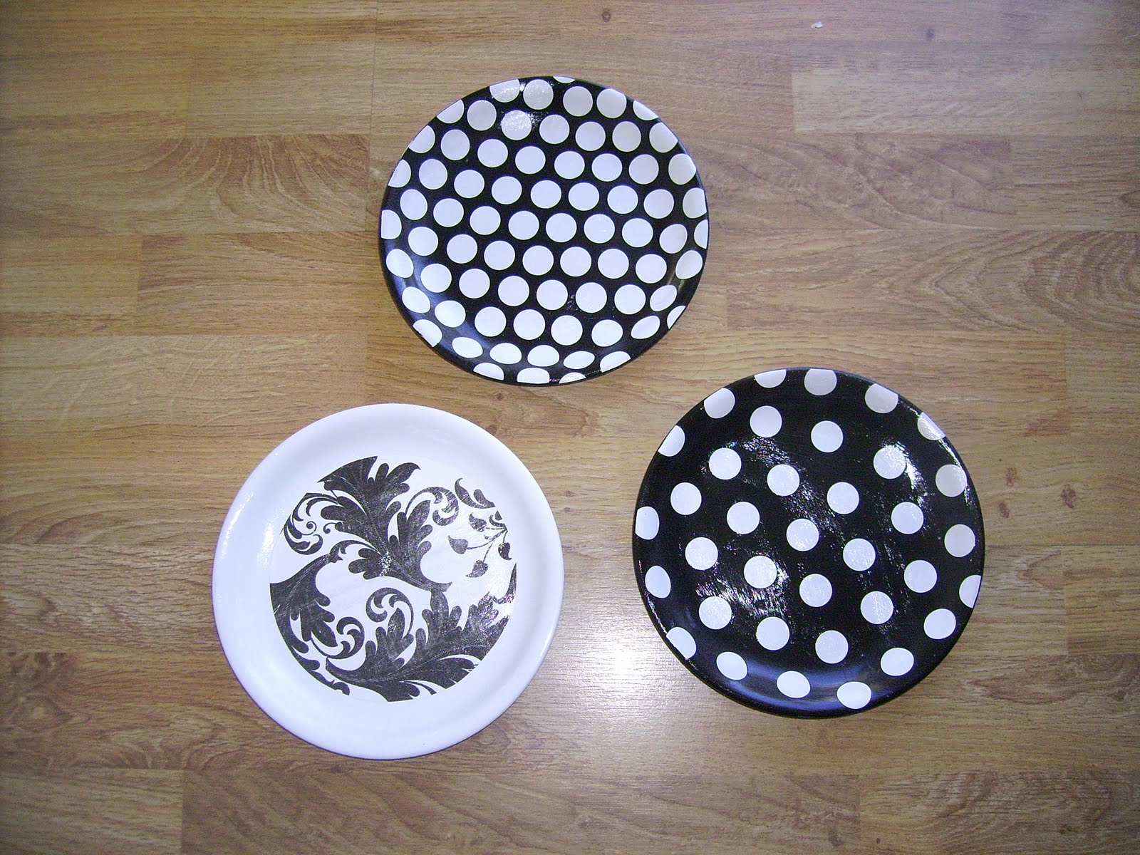 A love to create Decorative plates