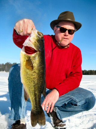 [Copy+of+WI+ICE+Fishing+2010+105.jpg]