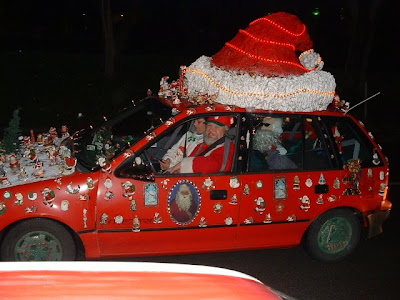 Santa+Clause+Art+Car.jpg