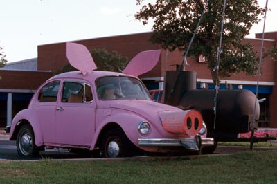 [Pig+VW+Art+Car+Bug.jpg]