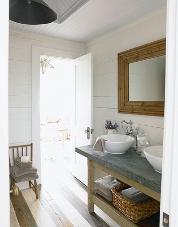 [bathroom.jpg]
