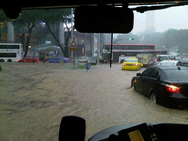 Musings From the Lion City: Floods in Singapore