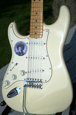 97 Fender Hendrix Tribute Model Strat