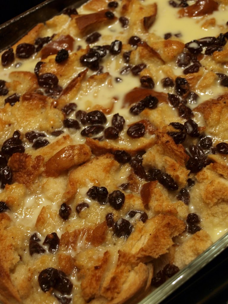 Ordinary Wonderment Bread Pudding with Bailey's Irish Cream Sauce