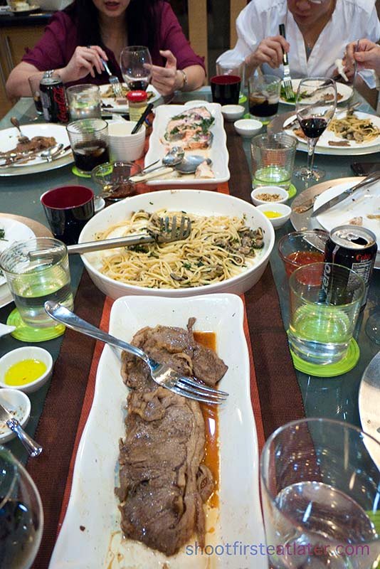 [Bday+Dinner+at+Home_10.jpg]