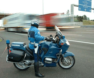 [gendarme+moto.gif.jpg]