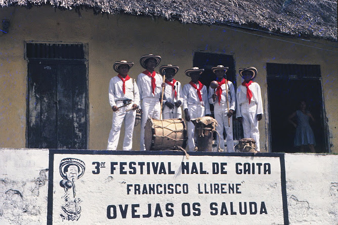 Historia de la Gaita Colombiana, Origen de los Conjuntos Gaiteros en Colombia.