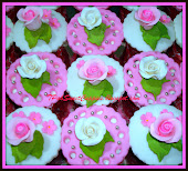 Pink Fondant Cupcakes