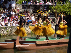 Tahitian dancers - Canoe Pageant