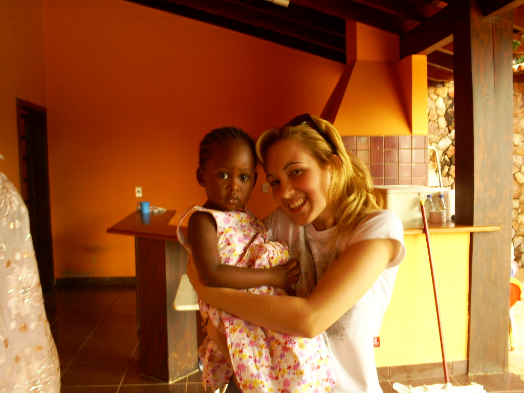 [Angel+and+Alessan.JPG]