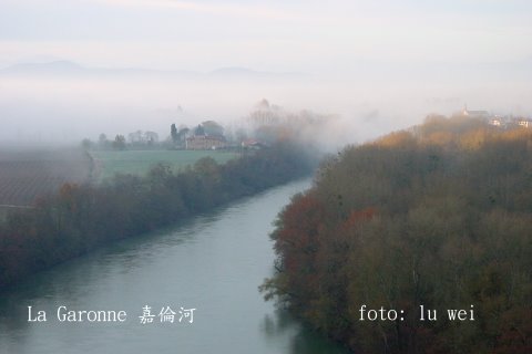 [La+Garonne+3.JPG]