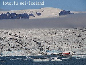 [Iceberg+lake+luwei.jpg]