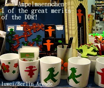 [Berlin+wall+memo+3.JPG]