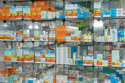 [farmacia.jpg]