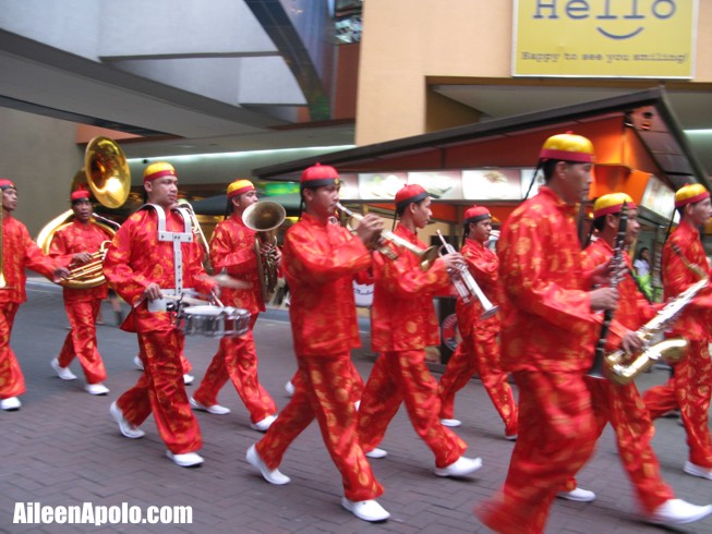 [mall+of+asia+marching+band.jpg]