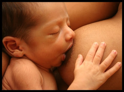 http://3.bp.blogspot.com/_xyfD37ejl8M/SB34NurNgDI/AAAAAAAAAJQ/AiWw5uNTL5Y/s400/mae%2Be%2Bbebe.jpg