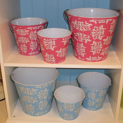 [Pink+&+Blue+Pails.jpg]