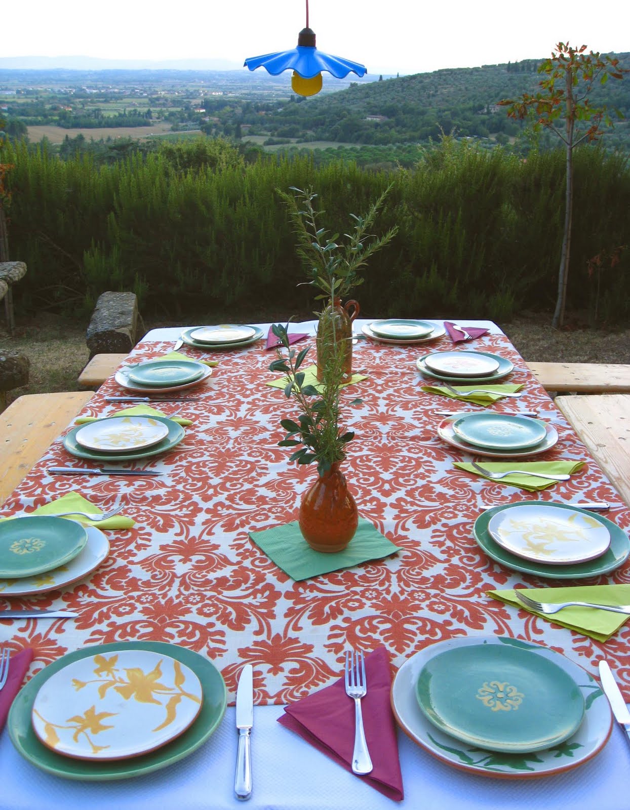 [Ferragosto+table.jpg]