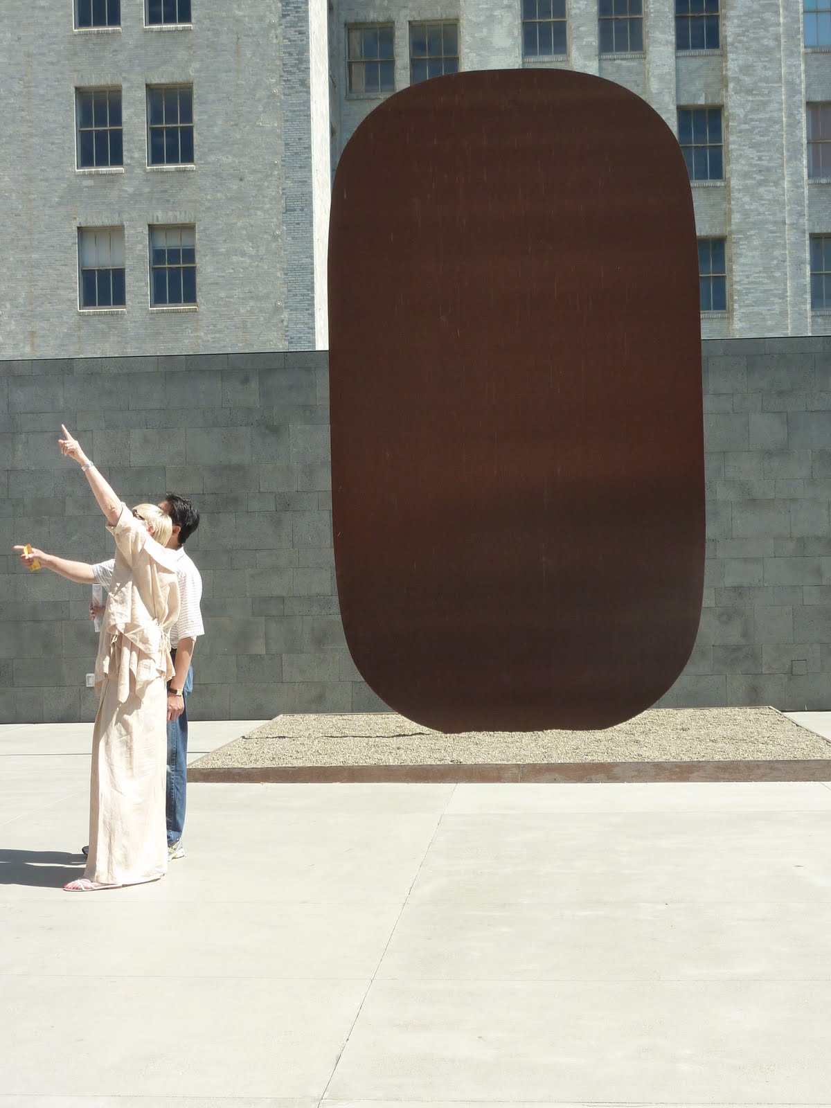 Ellsworth Kelly Sculpture