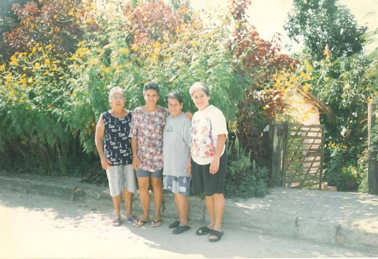 Tia Rufina, Tereza, Vó Nenzinha e Ana