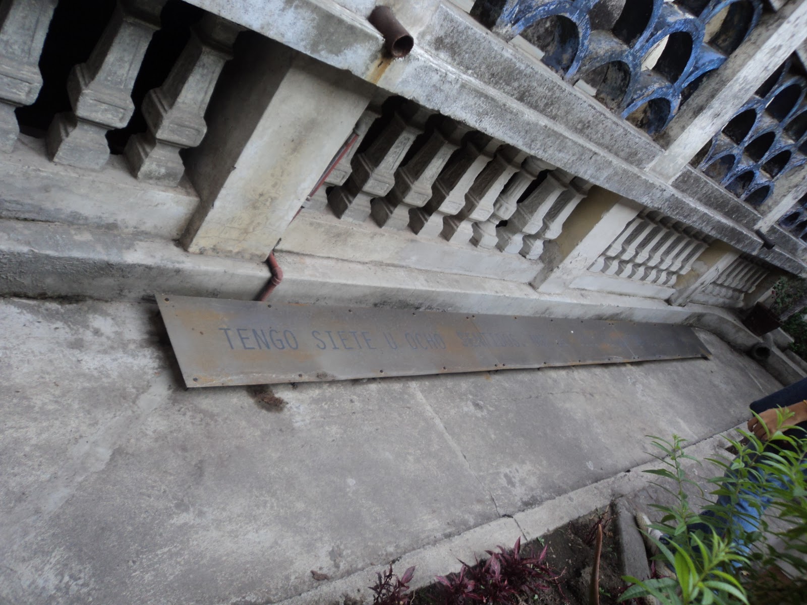 Historia del arte II: TRABAJO I ARTE CONTEMPORANEO EN PATIOS DE QUITO