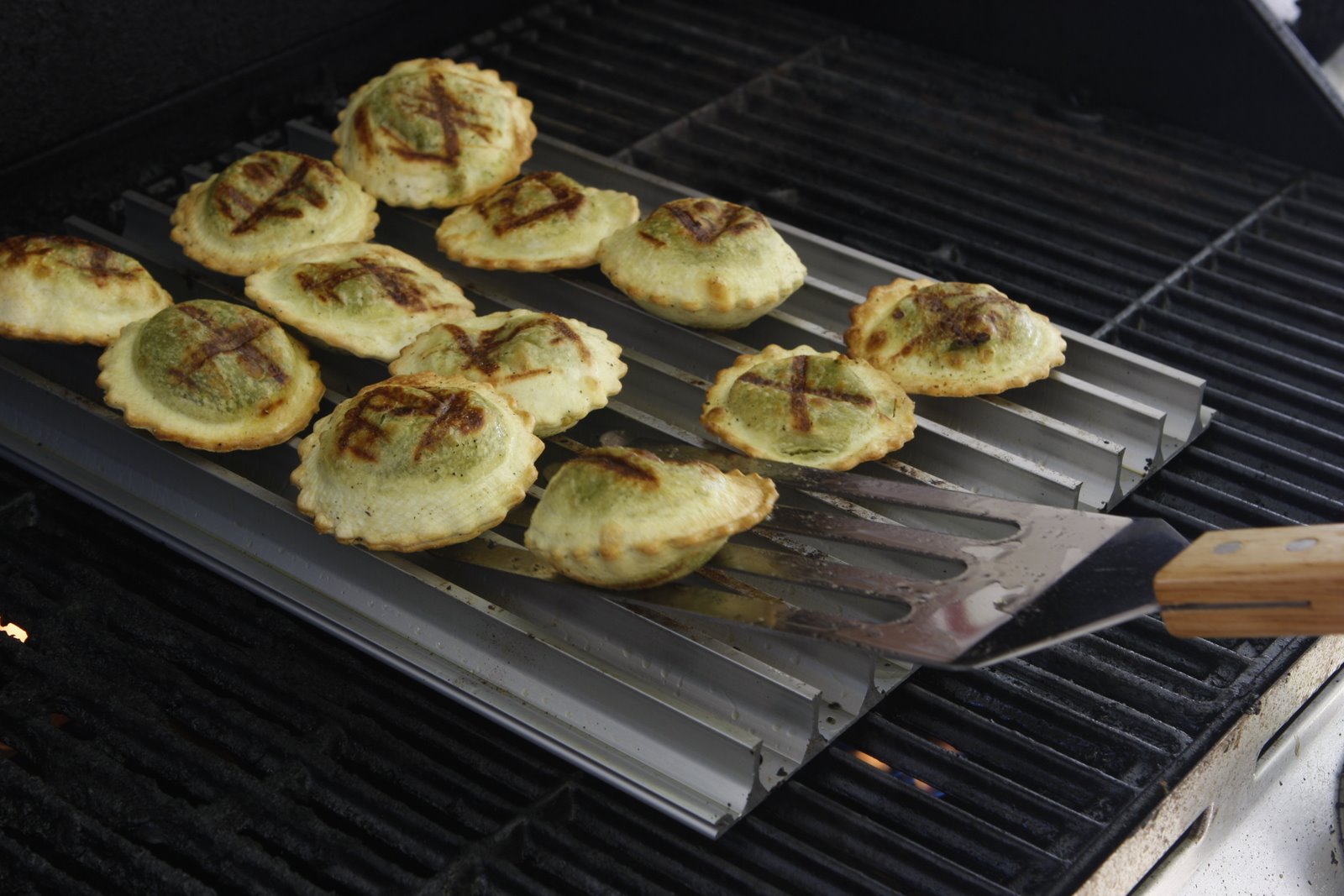 [ravioliongrates.jpg]