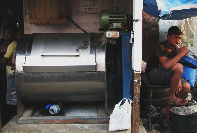 [Untitled-1+copy+copy.jpg]