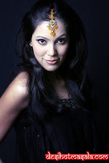 Munmun Dutta Bollywood Hot and Sexy Actress Photos gallery