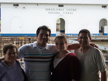 At the Panama Canal with Gustov´s Parents - I finally met his Dad!