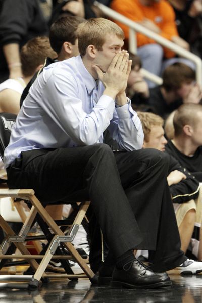 [Hummel+on+sidelines.jpg]