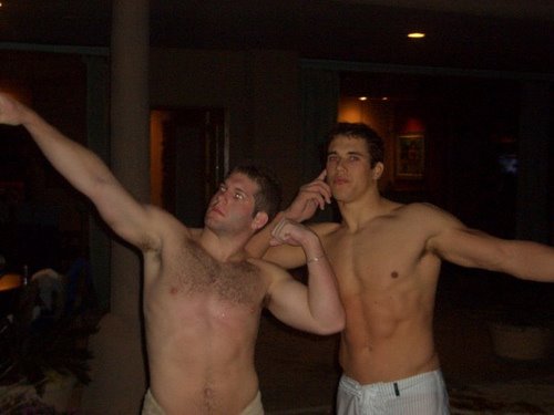 [Brady+Quinn+shirtless.jpg]