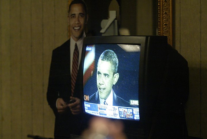[obamaelectionnight7a.jpg]