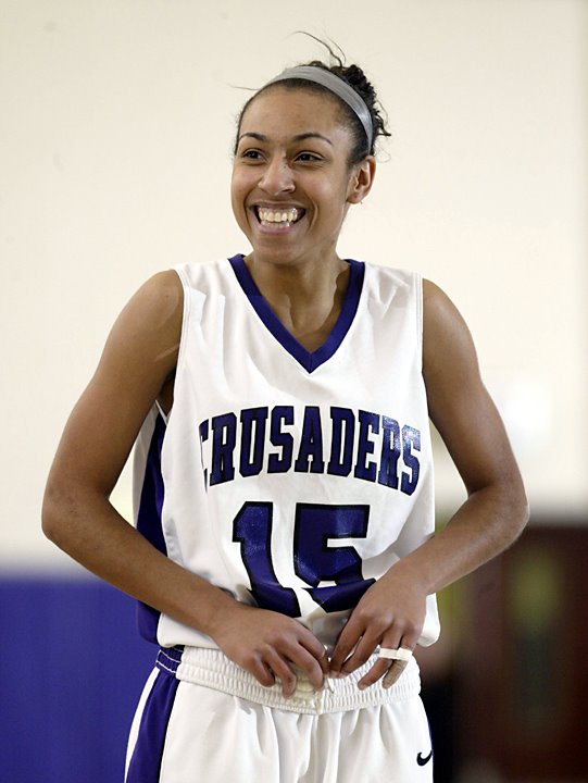 [ecgmwnfagirlshoops02a.jpg]