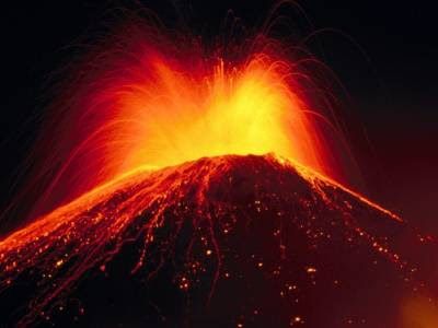 10 maiores desastres naturais da Terra Vulcão