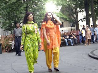 Two Cute Girls On the streets of Lahore