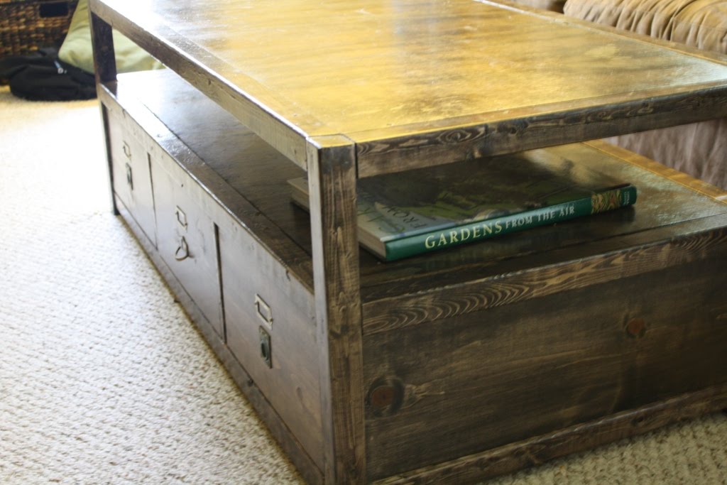 Pottery Barn Rhys Coffee Table