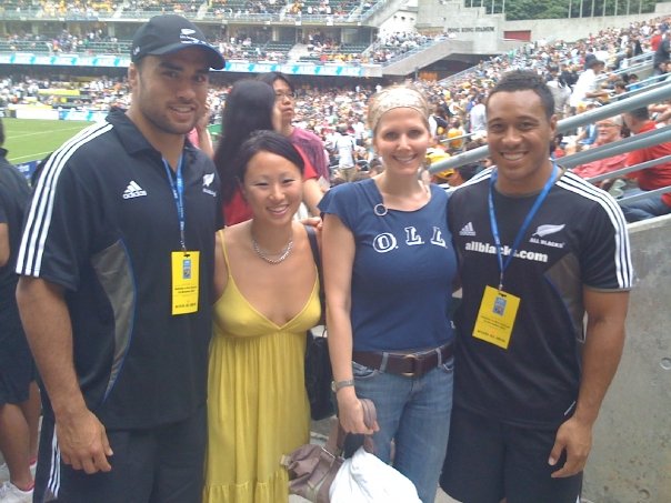 [Melissa+and+Me+with+famous+Kiwi+Ruggers.jpg]