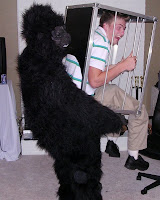 Gorilla_thief_image_immagine
