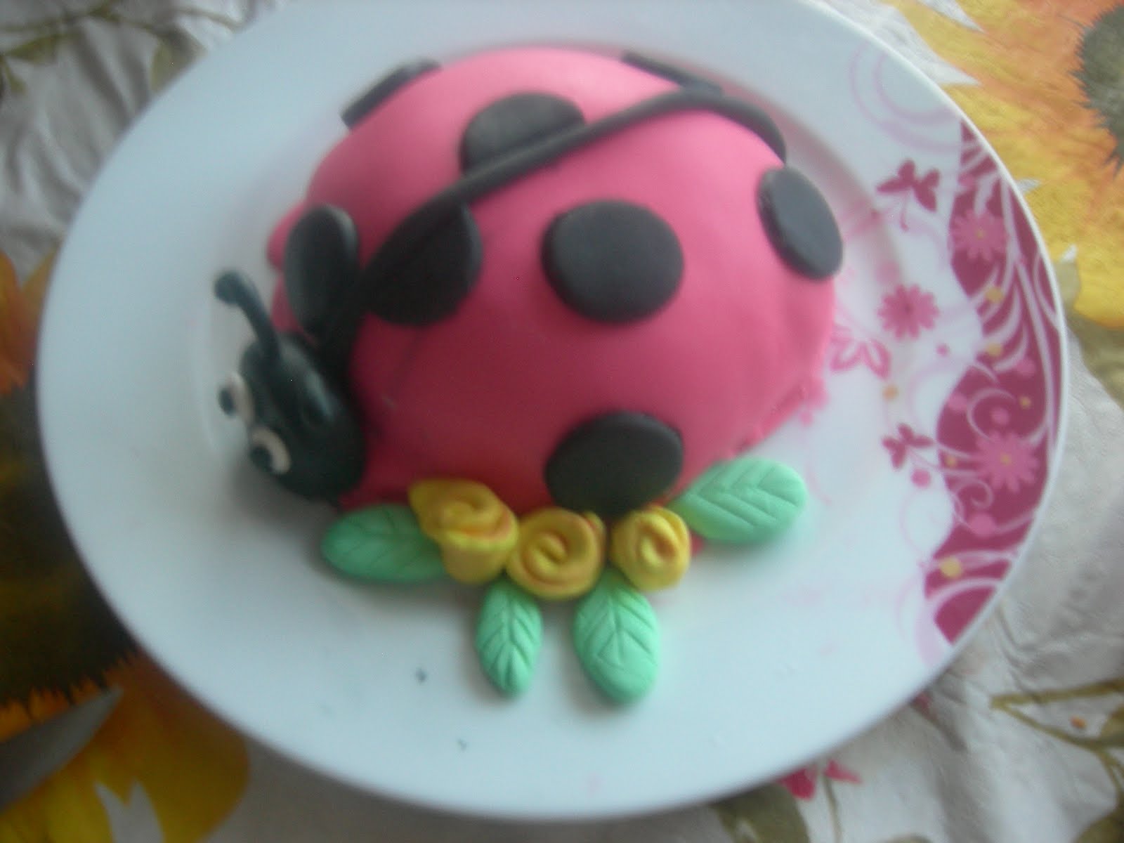 PASTAELİ UĞUR BÖCEĞİ PASTA