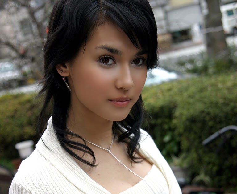 La Guarida del Bigfoot Maria Ozawa (Galeria 2)