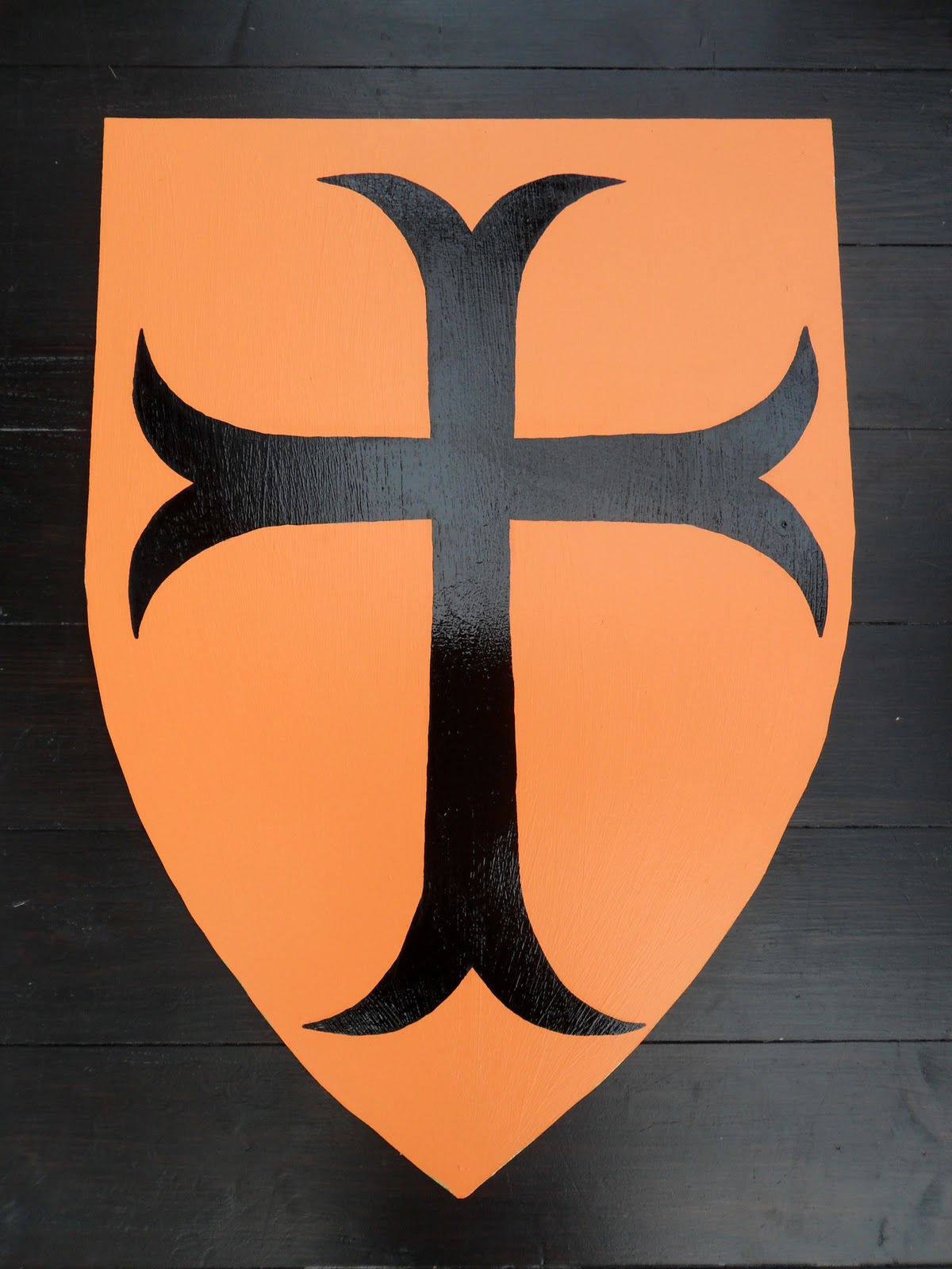 Busy Crafting... How to Make Decorative Medieval Shields